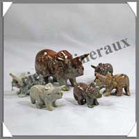 TRICERATOPS - STEATITE - Famille (Mre + 5 Petits) - A