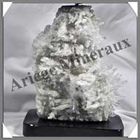 AIGLES (Couple) - JADE NEPHRITE - 430x320x200 mm - 3750 grammes - A002