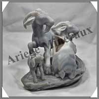 CHEVRES (Trio) - CALCEDOINE Cristallise - 200x170x130 mm - 2780 grammes - A001