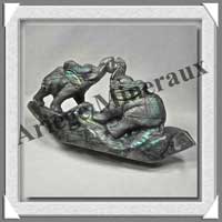 ELEPHANTS (Couple) - LABRADORITE - 220x115x40 mm - 900 grammes - A007