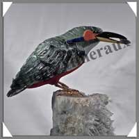 MARTIN PECHEUR - QUARTZ VERT - 190x180x130 mm - 2 580 grammes - A001