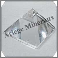 CRISTAL de ROCHE - PYRAMIDE - 55x55x40 mm - 125 grammes - C007