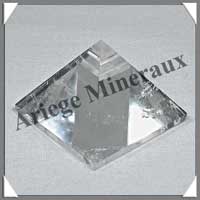CRISTAL de ROCHE - PYRAMIDE - 40x40x30 mm - 53 grammes - C014