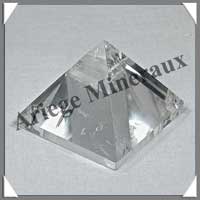 CRISTAL de ROCHE - PYRAMIDE - 45x45x35 mm - 83 grammes - C016