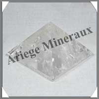 CRISTAL de ROCHE - PYRAMIDE - 65x65x50 mm - 200 grammes - C017
