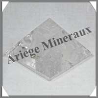 CRISTAL de ROCHE - PYRAMIDE - 70x70x55 mm - 250 grammes - C019