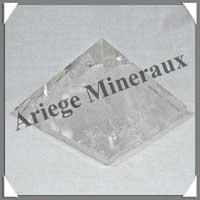 CRISTAL de ROCHE - PYRAMIDE - 70x70x55 mm - 250 grammes - C019