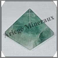 FLUORITE Verte - PYRAMIDE - 43x43x39 mm - 85 grammes - C025
