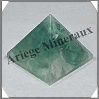 FLUORITE Verte - PYRAMIDE - 44x44x38 mm - 96 grammes - C027