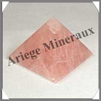 QUARTZ ROSE - PYRAMIDE - 57x57x45 mm - 140 grammes - C005