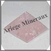 QUARTZ ROSE - PYRAMIDE - 47x47x33 mm - 80 grammes - C010