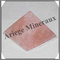 QUARTZ ROSE - PYRAMIDE - 52x52x40 mm - 115 grammes - C012