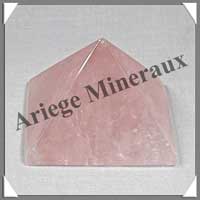 QUARTZ ROSE - PYRAMIDE - 56x56x40 mm - 127 grammes - C014