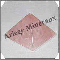 QUARTZ ROSE - PYRAMIDE - 56x56x40 mm - 127 grammes - C014